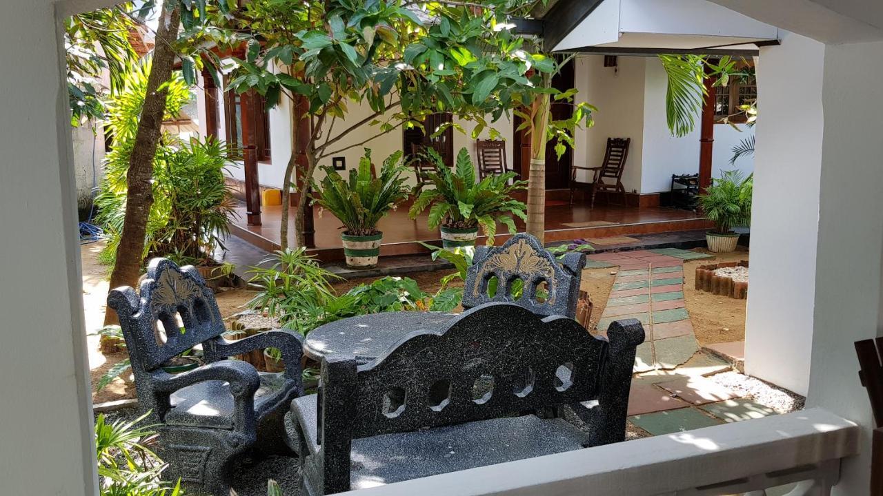 Bandulas Beach House Hikkaduwa Exteriér fotografie