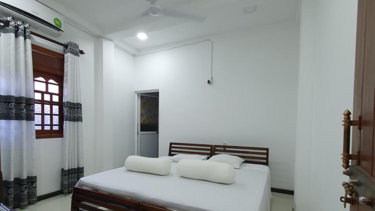 Bandulas Beach House Hikkaduwa Exteriér fotografie